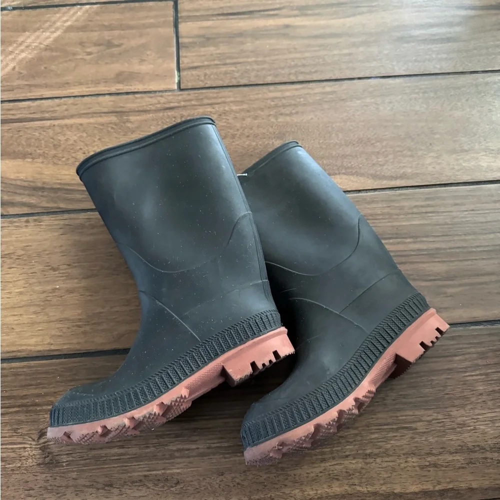 Kids Black Rubber rain Boots size 13